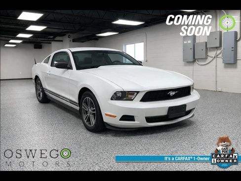 Used 2010 Ford Mustang Coupe image 1