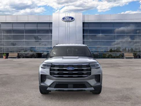 New 2025 Ford Explorer Active AWD/4WD image 6
