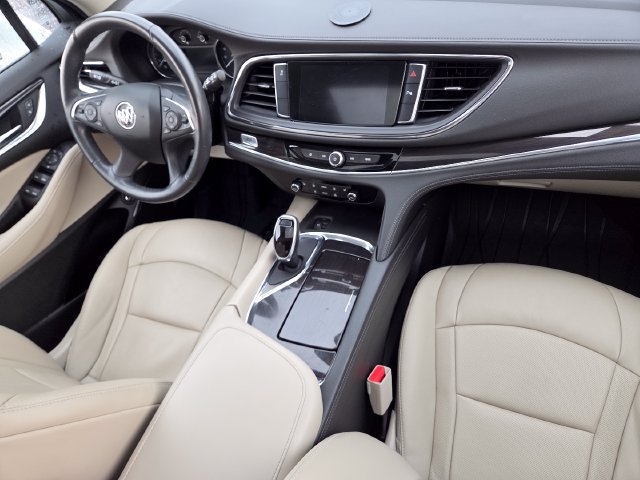 Used 2020 Buick Enclave Essence w/ Sound and Sites Package FWD image 24