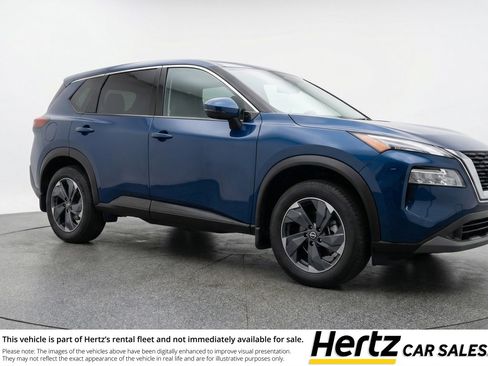 Used 2025 Nissan Rogue SV FWD image 1