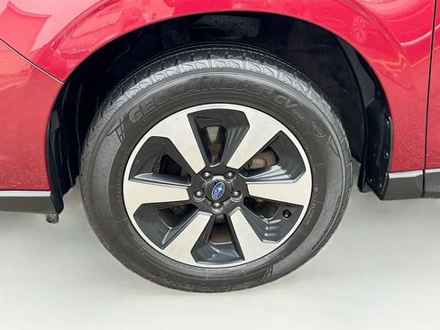 Used 2017 Subaru Forester 2.5i Premium image 42