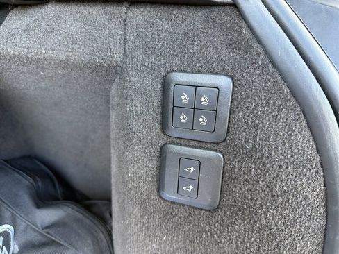 Used 2018 Land Rover Range Rover Sport HSE image 20