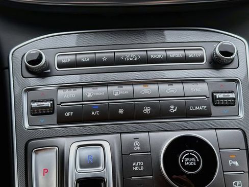 Used 2023 Hyundai Santa Fe Calligraphy FWD image 47