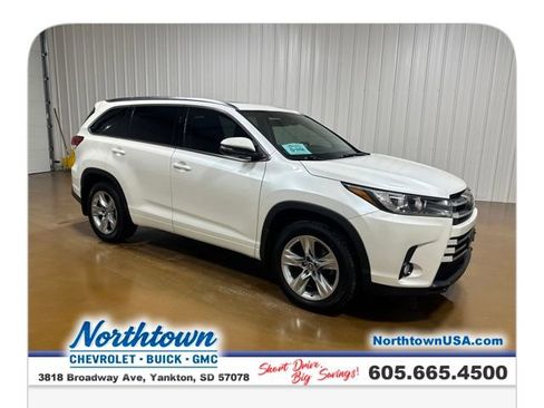 Used 2018 Toyota Highlander Limited image 8