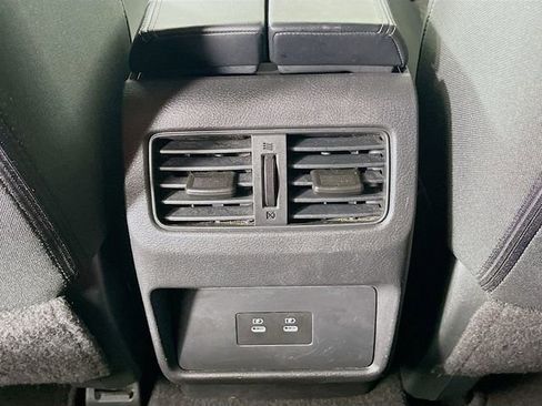 Used 2024 Nissan Rogue SV AWD/4WD image 24