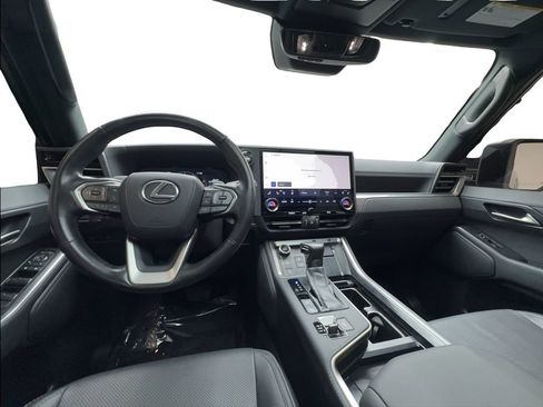 Used 2024 Lexus GX 550 w/ Accessory Package (Z1) AWD/4WD image 38