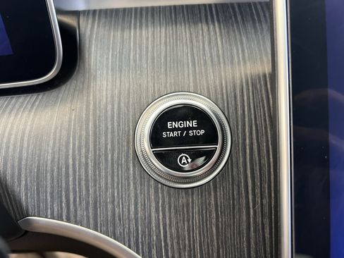 Used 2022 Mercedes-Benz C 300 4MATIC Sedan w/ AMG Line w/ Night Package image 22