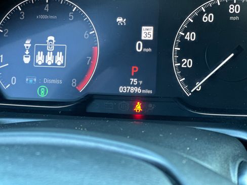 Used 2022 Honda Accord Sport image 26