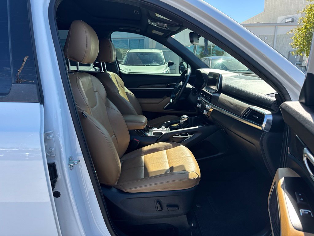 Used 2021 Kia Telluride SX w/ Nightfall Edition Package AWD/4WD image 16