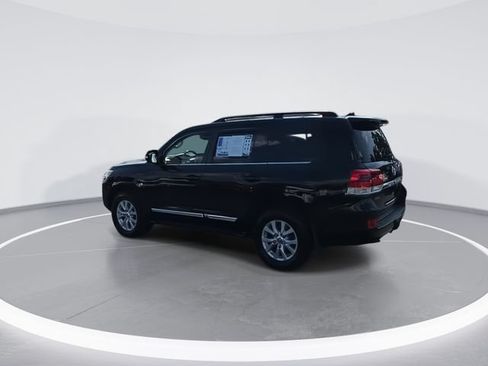 Used 2017 Toyota Land Cruiser AWD/4WD image 6