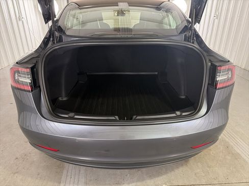 Used 2020 Tesla Model 3 Long Range image 8
