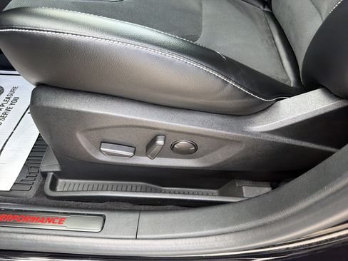 Used 2022 Ford Edge ST AWD/4WD image 12