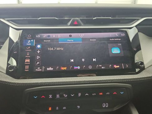 New 2026 Jeep Cherokee Laredo AWD/4WD image 24