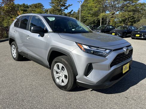 Used 2024 Toyota RAV4 LE image 3