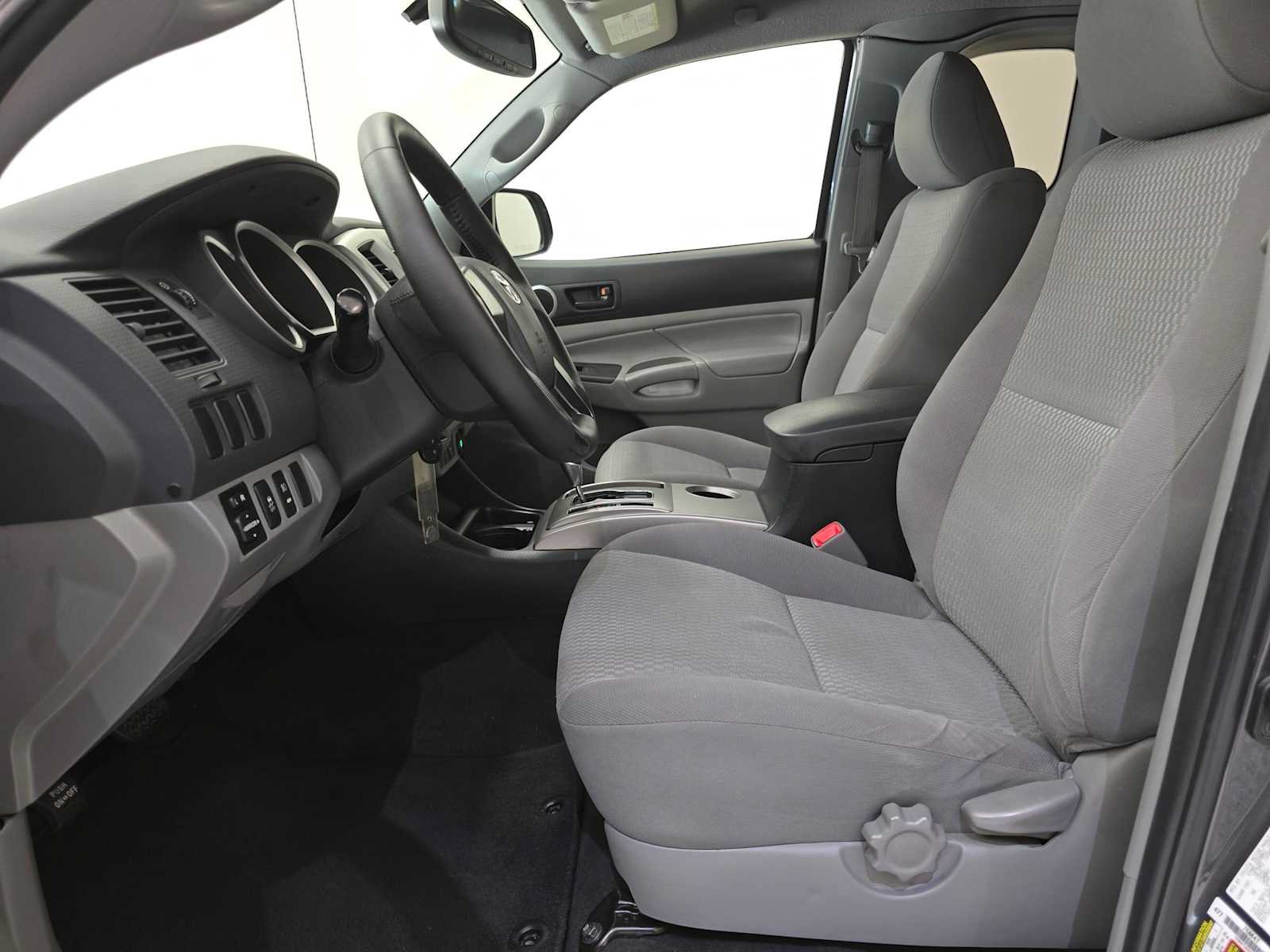Used 2012 Toyota Tacoma 2WD Access Cab w/ SR5 Pkg image 19
