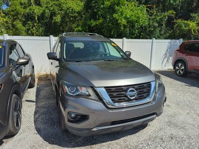 Certified 2018 Nissan Pathfinder Platinum w/ Cargo Package