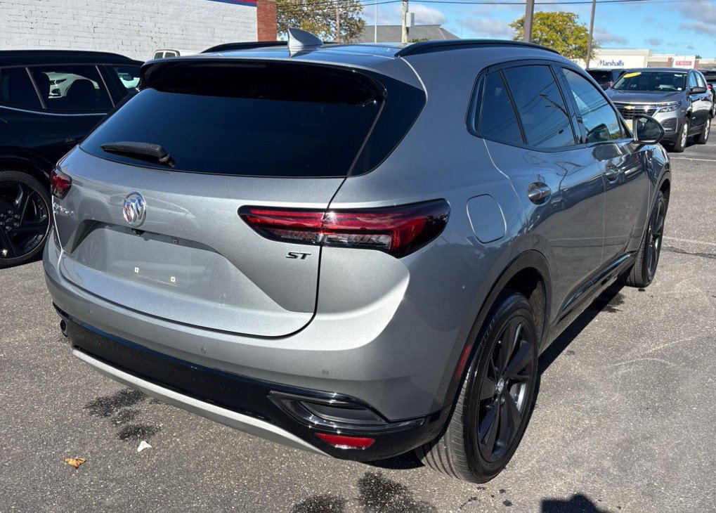 Used 2023 Buick Envision Essence w/ Sport Touring Package AWD/4WD image 7