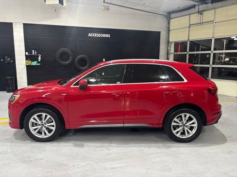 Used 2022 Audi Q3 2.0T Premium AWD/4WD image 5