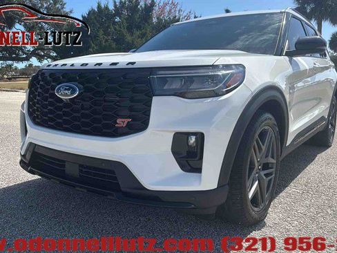 Used 2025 Ford Explorer ST w/ Sun And Sound Package image 37