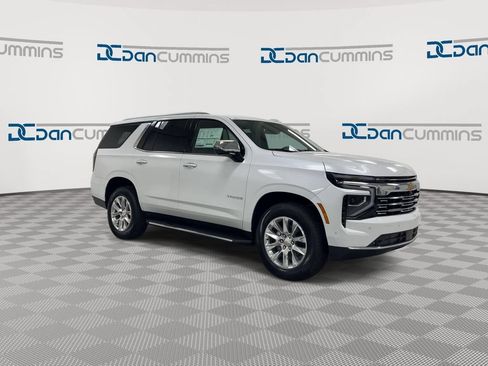Used 2025 Chevrolet Tahoe Premier AWD/4WD image 2