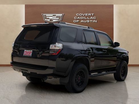 Used 2021 Toyota 4Runner SR5 Premium w/ Moonroof Package image 4