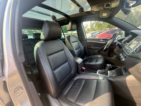 Used 2014 Volkswagen Tiguan R-Line image 10
