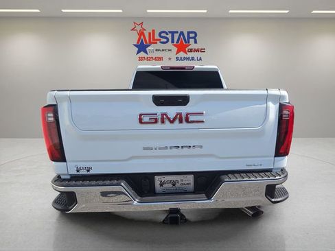 Used 2025 GMC Sierra 2500 SLT w/ SLT Convenience Package image 4