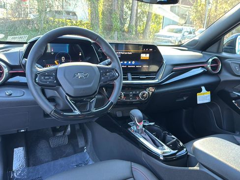 New 2026 Chevrolet Trax RS w/ Driver Confidence Package image 17