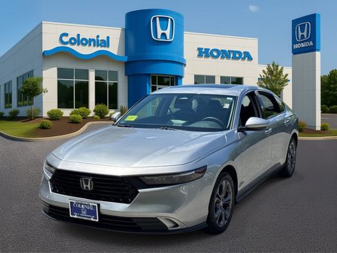 Used 2024 Honda Accord EX image 1