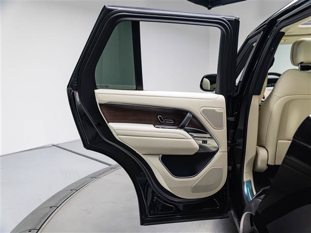 New 2026 Land Rover Range Rover SE AWD/4WD image 25