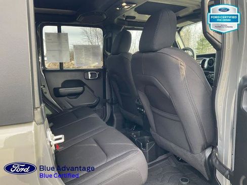 Used 2023 Jeep Wrangler Sport image 19