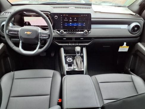 New 2025 Chevrolet Colorado LT w/ LT Convenience Package AWD/4WD image 10