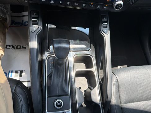 Used 2020 Kia Telluride EX w/ EX Premium Package FWD image 16