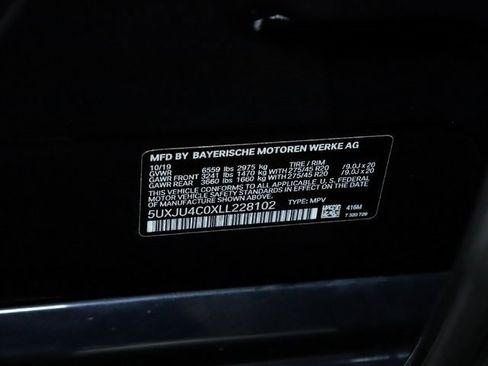 Used 2020 BMW X5 M50i w/ Premium Package image 22