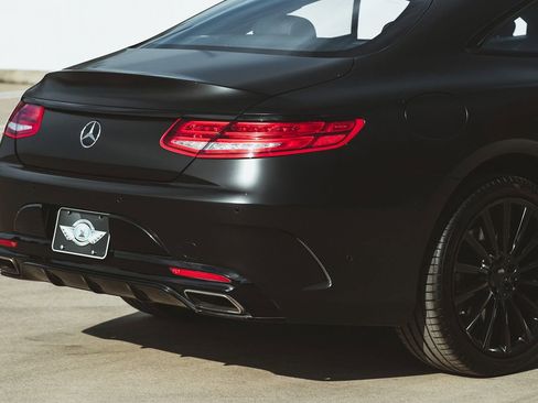 Used 2016 Mercedes-Benz S 550 4MATIC Coupe image 16