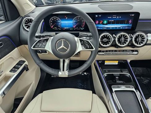New 2026 Mercedes-Benz GLB 250 4MATIC image 29
