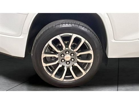 Used 2023 GMC Acadia Denali AWD/4WD image 21