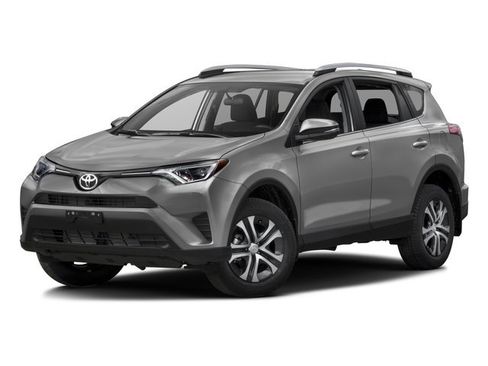 Used 2016 Toyota RAV4 LE FWD image 1