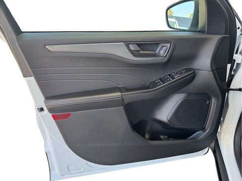 Used 2025 Ford Escape Active FWD image 17