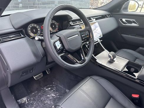 New 2026 Land Rover Range Rover Velar Dynamic SE image 21