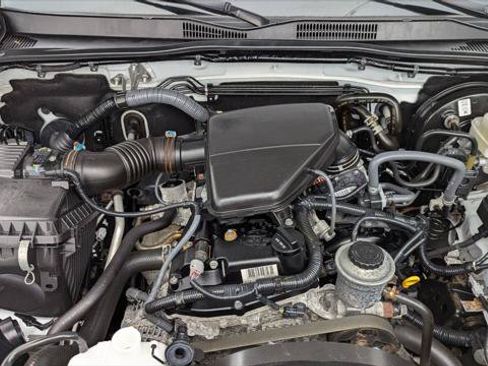 Used 2021 Toyota Tacoma SR RWD image 23