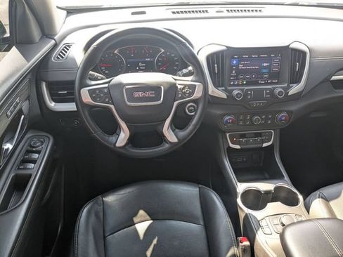 Used 2024 GMC Terrain SLT FWD image 28