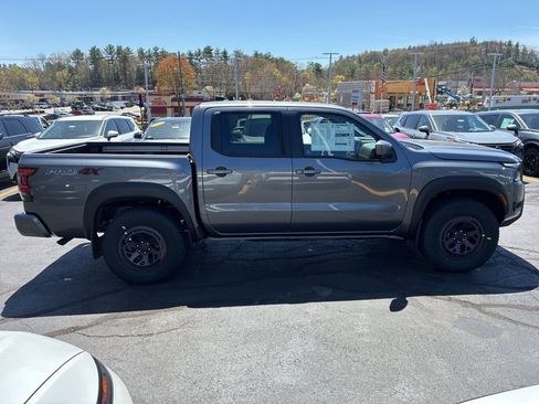 New 2026 Nissan Frontier PRO-4X w/ Pro Premium Package AWD/4WD image 8