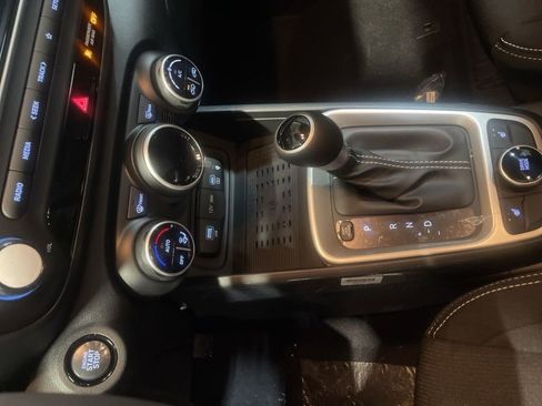 New 2026 Hyundai Venue SEL image 20