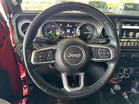 Used 2022 Jeep Wrangler Unlimited Rubicon 4xe image 15