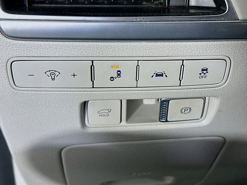 Used 2021 Hyundai Palisade Limited image 17