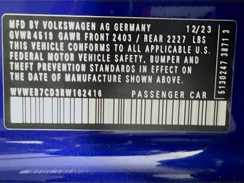 Used 2024 Volkswagen Golf R 2.0L TSI 4MOTION 7-Speed DSG T image 36