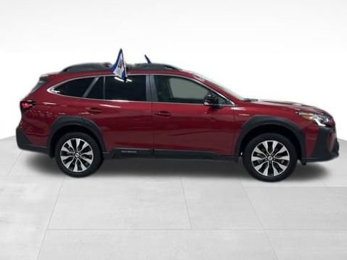 Certified 2025 Subaru Outback Limited image 2