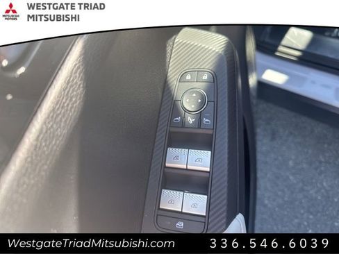 New 2026 Mitsubishi Outlander SE image 14