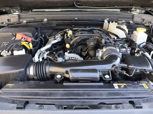 Used 2023 Jeep Gladiator Mojave w/ Cold Weather Group AWD/4WD image 33